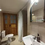 Piaskowa 44 *