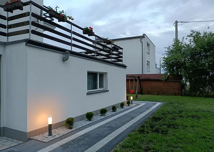 Apartment Piaskowa 44 *